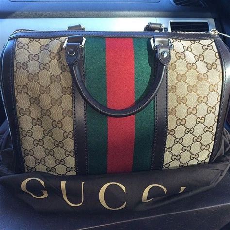 Gucci Outlet Women's .